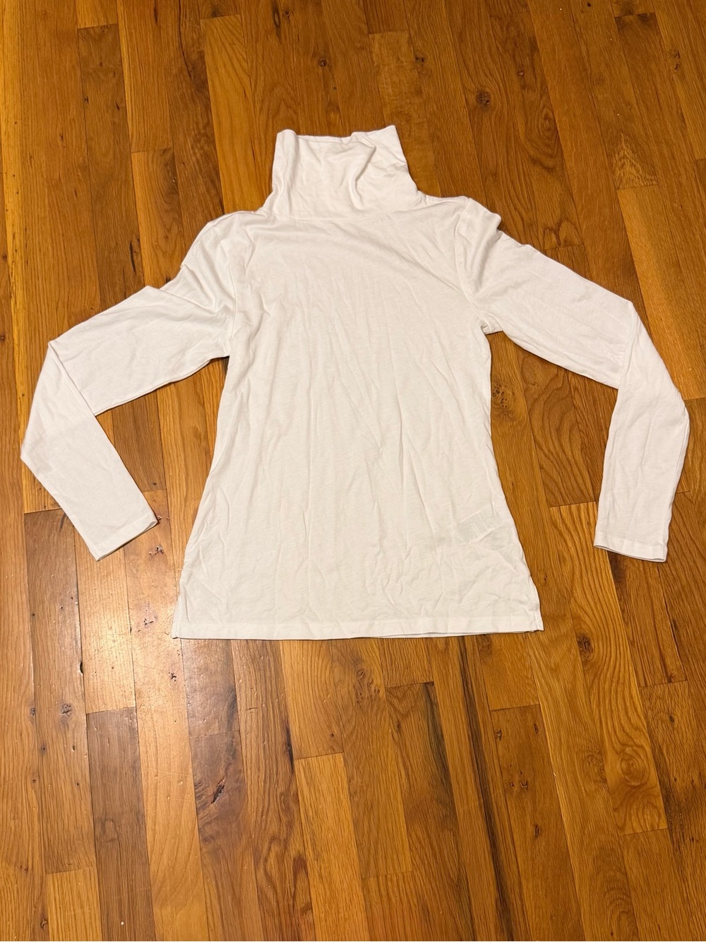 Old Navy White Long-Sleeve Turtleneck